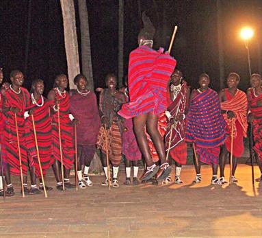 Massai show, Hotel Dreams, DSC07316b